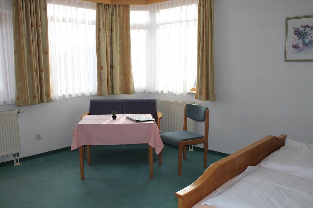 Hotel Garni Vogelsang Bad Fussing Bilik gambar