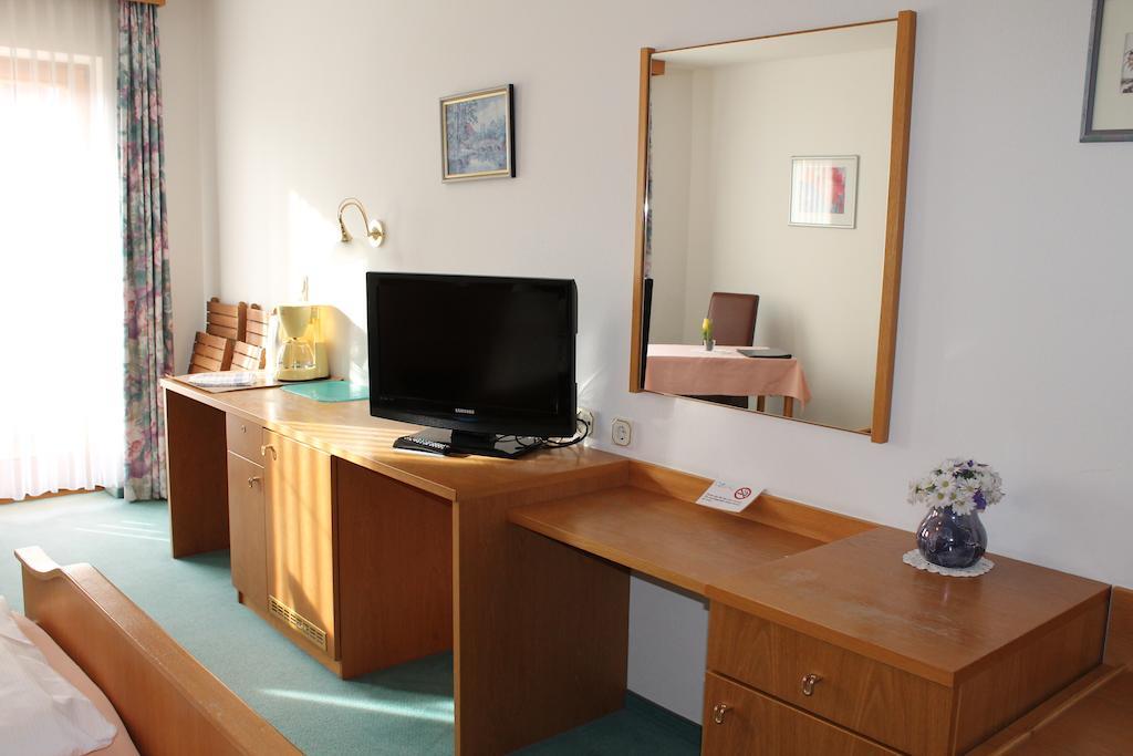 Hotel Garni Vogelsang Bad Fussing Bilik gambar